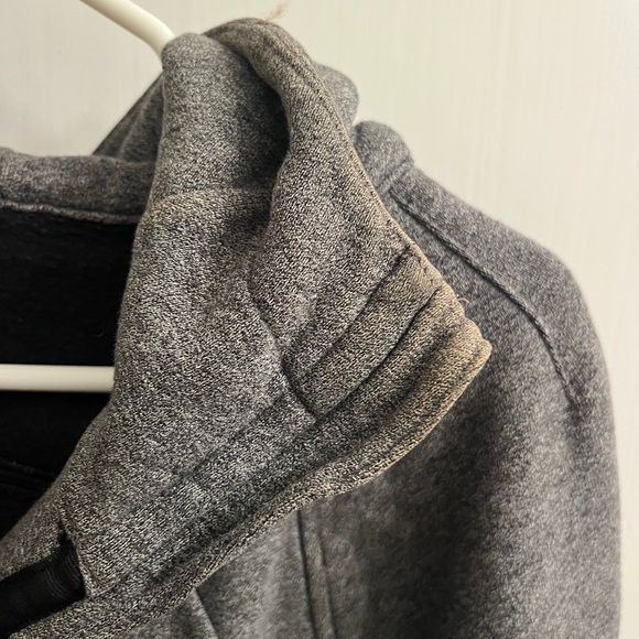 Lululemon Hooded Scuba Light Weight Cotton - Picture 8 of 9